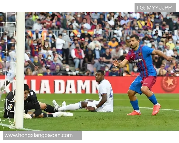 醉酒足球明星瞬间曝光引发热议，网友热议：偶像形象如何重塑