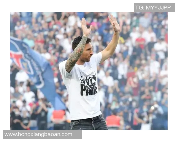 篮球巨星与足球传奇的跨界对决 谁能在球场上笑到最后